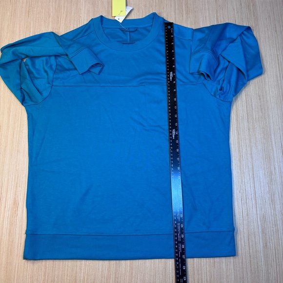 Target All In Motion Deep Turquoise Crew Neck Top - Picture 9 of 11